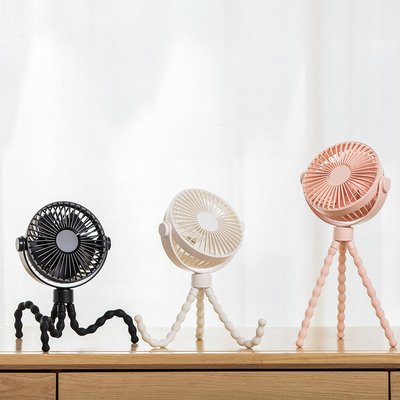 Ventilateur portatif d'oscillation d'USB agrafe de trépied de bureau de 6 pouces sur le ventilateur avec 360 degrés