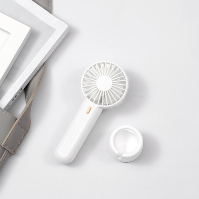 Ventilateur électrique rechargeable tenu dans la main personnel simple de 2022 mini USB à piles