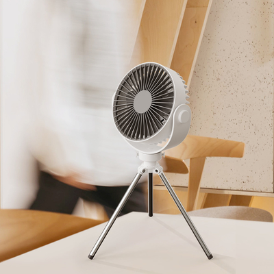 Fan puissante tranquille extérieure portative rechargeable de 2000mAh Mini Fan Table Tripod Usb