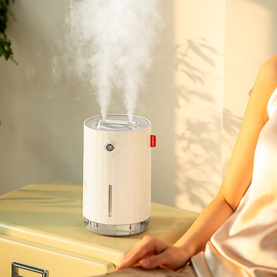 Humidificateur de bureau ultrasonique de l'air 1100ml d'humidificateur à piles d'USB 4000mah